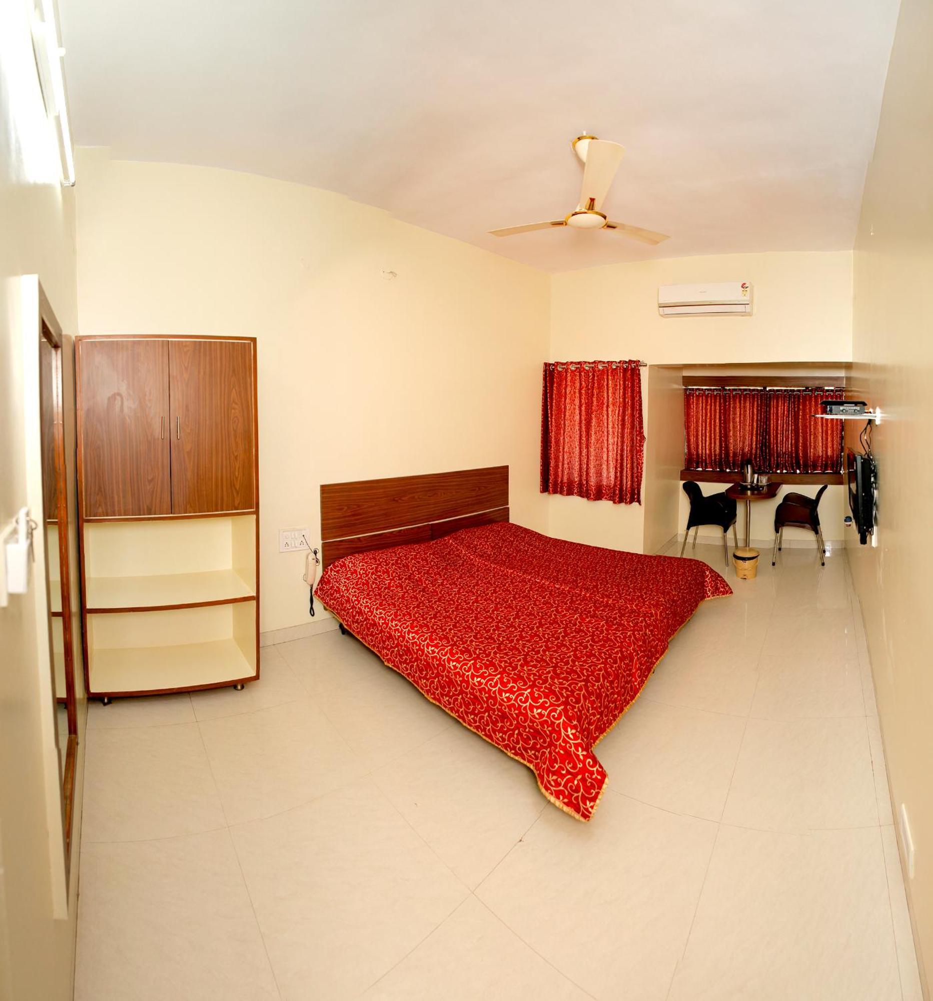 Hotel Gurjas Aurangabad  Exterior photo